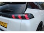 Peugeot 2008 1.2 100PK ALLURE PACK | ACHTERUITRIJ CAMERA | NAVIGATIE | APPLE CARPLAY/ANDROID AUTO | CRUISE CONTROL | DAB+ RADIO | KEYLESS START | CLIMATE CONTROL | ZWART DAK | 3-D COCKPIT | LED KOPLAMPEN | LICHTMETALEN VELGEN 17" |