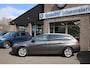 Peugeot 308 SW 1.2 PureTech Blue Lease Executive PANO NAVI CRUISE 2xPDC CLIMA ALL-SEASONS LMV DISTRIBUTIERIEM=VERVANGEN! NAP