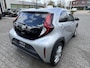 Toyota Aygo X MT-FIRST STOELVERW APPLE/ANDROID 17" LM-VELGEN CLIMA AD-CRUISE PRIVACY-GLASS