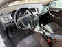 Volvo V40 1.6 T2 MOMENTUM NAVI/LMV