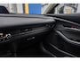 Mazda CX-30 2.0 e-SkyActiv-X M Hybrid Homura | Trekhaak | Head-up | Camera | Apple Carplay/Android Auto | Cruise adaptief | Stuur+stoel verwarming | Dodehoek detectie | Achteruitrijcamera | Afneembare Trekhaak  | Apple Carplay/Android Auto|telefoonintegratie premium