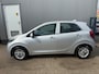 Kia Picanto 1.0 DPi DynamicLine / APPLE CARPLAY / 1E EIGENAAR / NAVIGATIE / ACHTERUITRIJCAMERA / CRUISE CONTROL / AIRCO / NL-AUTO