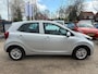 Kia Picanto 1.0 DPi DynamicLine / APPLE CARPLAY / 1E EIGENAAR / NAVIGATIE / ACHTERUITRIJCAMERA / CRUISE CONTROL / AIRCO / NL-AUTO
