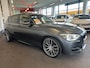 BMW 1-Serie M135i xDrive High Executive 6 Cilinder | Panoramadak | Harman/Kardon | Lederen bekleding | Memory seats | Achteruitrijcamera | M Sport stuur | Adaptief onderstel | Cruise control | Climate control | Stoelverwarming