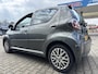 Toyota Aygo 1.0-12V Aspiration Green, leder/alcantara, airco, lm-velgen.