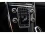 Volvo XC60 2.0 T5 R-Design 245pk | Pano | Harman/Kardon | Trekh. | Standkachel