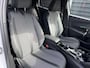 Peugeot e-2008 Allure Pack 50 kWh 136PK Automaat Trekhaak, Navigatie, Achteruitrijcamera, Keyless, Parkeersensoren, Apple Carplay, Android Auto