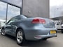 Volkswagen Eos 1.4 TSI Highline Cruise control - Navigatie - Voorstoelen verwarmd - Parkeersensor achter - Licht metalen velgen 17 inch - Mistlampen voor - Elektrische ramen - Radio/cd speler - Regensensor - Start/stop systeem - Stuur leder - Stuur multifunctioneel