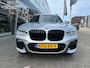 BMW X3 XDrive30e High Executive M-Tech stoelen
