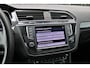 Volkswagen Tiguan 2.0 TSI 4Motion R-line Pano VirtualCockpit Head-up Standkachel ACC 360-camera trekhaak