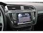 Volkswagen Tiguan 2.0 TSI 4Motion R-line Pano VirtualCockpit Head-up Standkachel ACC 360-camera trekhaak