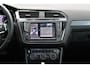 Volkswagen Tiguan 2.0 TSI 4Motion R-line Pano VirtualCockpit Head-up Standkachel ACC 360-camera trekhaak