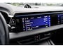 Porsche Macan 4S 516pk Pano Luchtvering Achterasbesturing PassangerDisplay Trekhaak 18-weg Stoelventilatie