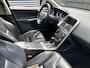 Volvo XC60 2.4 D5 AWD R-Design Volledig dealer onderhouden, Automaat, Leder, Panoramadak, Electr stoel, Verwamde stoelen, Xenon verlichting Perkeer camera