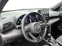 Toyota Yaris Cross 1.5 Hybrid 115 First Edition Comfort Pack | BTW voertuig | Dodehoek detectie | Stoel+stuurverwarming | Parkeersensoren voor+achter | Cruise control adaptive | Climate control | Apple CarPlay/android auto |