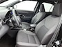 Toyota Yaris Cross 1.5 Hybrid 115 First Edition Comfort Pack | BTW voertuig | Dodehoek detectie | Stoel+stuurverwarming | Parkeersensoren voor+achter | Cruise control adaptive | Climate control | Apple CarPlay/android auto |