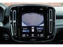 Volvo XC40 T5 Recharge R-Design | Trekhaak | Adaptieve Cruise Control | Harman Kardon | Parkeercamera | Verwarmbare Voorstoelen | Adaptieve Bochtverlichting | Power Seats | Standkachel | Volvo on Call