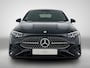 Mercedes-Benz CLA 180 Business Solution AMG | Premium pakket | Nightpakket | Trekhaak | Smartphone integratie | URBAN GUARD | Vast panoramadak | Gezichtsherkenning | Sfeerverlichting |