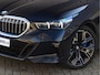 BMW 5-Serie Touring 540d xDrive M-Sport - Individual Leder - Memoryzetels - Driving Assistant
