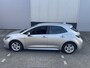 Toyota Corolla 1.8 Hybrid Active | Org Nl | All season Banden | Full map Navigatie en Apple/Android navigatie |