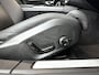 Volvo V60 T8 Plug-in hybrid AWD Ultra Dark | SOH 97% | Panoramadak | Parkeercamera | Head-up Display | Harman Kardon | Stoel- en Stuurverwarming | Trekhaak