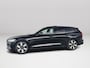 Volvo V60 T8 Plug-in hybrid AWD Ultra Dark | SOH 97% | Panoramadak | Parkeercamera | Head-up Display | Harman Kardon | Stoel- en Stuurverwarming | Trekhaak