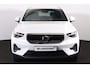 Volvo XC40 B3 Core - IntelliSafe Assist & Surround - 360º Camera - Verwarmde voorstoelen & stuur - Parkeersensoren voor & achter - Draadloze tel. lader - Extra getint glas - Elektr. inklapbare trekhaak - 18' LMV