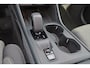 Volvo XC40 B3 Core - IntelliSafe Assist & Surround - 360º Camera - Verwarmde voorstoelen & stuur - Parkeersensoren voor & achter - Draadloze tel. lader - Extra getint glas - Elektr. inklapbare trekhaak - 18' LMV
