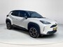 Toyota Yaris Cross 1.5 Hybrid Executive | JBL audio | Head up display | Dode hoek waarschuwing | Bi-tone exterieur |