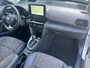 Toyota Yaris Cross 1.5 Hybrid Executive | JBL audio | Head up display | Dode hoek waarschuwing | Bi-tone exterieur |