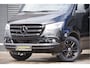Mercedes-Benz Sprinter 319 3.0 CDI V6 L2H1 AUT. LED, 360 CAMERA, ADAPT. CRUISE, MBUX 10'', LEDER, NAVI, CLIMA, VOORRUIT VERWARMING, STOELVERWARMING