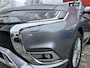 Mitsubishi Outlander 2.4 PHEV S-Edition RIJKLAAR | Climate Control | 360 Camera | Elektr. Kofferklep | Apple Carplay & Android Auto