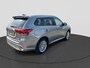 Mitsubishi Outlander 2.4 PHEV S-Edition RIJKLAAR | Climate Control | 360 Camera | Elektr. Kofferklep | Apple Carplay & Android Auto