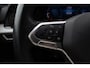 Volkswagen Golf 1.0 TSI Life Privacy glas, Ergo stoelen achteruitrijcamera (rear view), 3-zone climatronic, sfeerverlichting