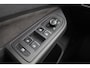 Volkswagen Golf 1.0 TSI Life Privacy glas, Ergo stoelen achteruitrijcamera (rear view), 3-zone climatronic, sfeerverlichting