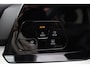 Volkswagen Golf 1.0 TSI Life Privacy glas, Ergo stoelen achteruitrijcamera (rear view), 3-zone climatronic, sfeerverlichting