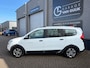 Dacia Lodgy 1.2 TCe Stepway 116PK 7Pers,Trekhaak,Navi,Airco,Cruise,Isofix,Bluetooth,Multi-Stuur,ElektrRamen+Spiegels,Lmv,Dakrail