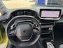 Peugeot 208 Hybrid 110 PK Allure | Automaat | Slechts 15.400 KM Gereden | Navigatie | Camera | Parkeersensoren V+A | Stoelverwarming | LED Verlichting | 16" Lichtmetalen Velgen | Half Lederen Bekleding | Digitaal Dashboard | Cruise Control | Climate Control |