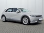 Hyundai Ioniq 5 Connect 77.4 kWh Automaat / SOH 100 % / Dealer onderhouden / 360 Camera / Warmtepomp / Stoel en stuur verwarming / Electrische achterklep /  Zomer + Winterset /