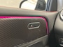 Mercedes-Benz GLB 200 AMG Line Camera | Parkeersensoren | Alcantara/Leder | LED | Keyless | Navigatie | Elek. Achterklep | Stoelverwarming | AMG-styling | Achteruitrijcamera | Cruise control