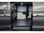 Ford E-Transit Cust. 320 L2H1 Sport 65 kWh | 2x schuifdeur | 2-zitplaatsen rechtsvoor | Stoelverwarming