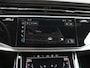 Audi Q7 Pro Line S Competition 60 TFSI e 360 kW / 490 PK | Vierwielsturing | Pano | Head up| Optiek zwart | Trekhaak |