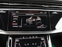 Audi Q7 Pro Line S Competition 60 TFSI e 360 kW / 490 PK | Vierwielsturing | Pano | Head up| Optiek zwart | Trekhaak |