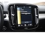 Volvo XC40 T4 211PK Automaat Plug-in hybrid Plus Bright / Navigatie / Cruise control / Harman Kardon / Stuur- & Stoelverwarming / Elektrische achterklep / Achteruitrijcamera / Elektrische stoelverst. met geheugen / Extra getint glas