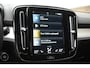 Volvo XC40 T4 211PK Automaat Plug-in hybrid Plus Bright / Navigatie / Cruise control / Harman Kardon / Stuur- & Stoelverwarming / Elektrische achterklep / Achteruitrijcamera / Elektrische stoelverst. met geheugen / Extra getint glas