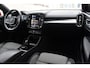 Volvo XC40 T4 211PK Automaat Plug-in hybrid Plus Bright / Navigatie / Cruise control / Harman Kardon / Stuur- & Stoelverwarming / Elektrische achterklep / Achteruitrijcamera / Elektrische stoelverst. met geheugen / Extra getint glas