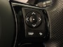 Toyota Yaris 1.5 Hybrid Bi-Tone Plus - ORIGINEEL NEDERLANDSE AUTO - PANORAMADAK - NAVIGATIE - CLIMATE CONTROL - CAMERA - 16 INCH LICHT METALEN VELGEN - BLUETOOTH - KEYLESS ENTRY/ START - BOTSWAARSCHUWING - MISTLAMPEN VOOR