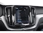 Volvo XC60 T6 350PK Automaat Plug-in hybrid AWD Plus Bright Panoramisch schuif-kanteldak / Google infotainment / Lederen bekleding / Parkeersensoren voor en achter met parkeercamera / Road Sign information / Cruise Control