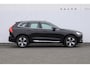 Volvo XC60 T6 350PK Automaat Plug-in hybrid AWD Plus Bright Panoramisch schuif-kanteldak / Google infotainment / Lederen bekleding / Parkeersensoren voor en achter met parkeercamera / Road Sign information / Cruise Control