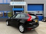 Volvo XC60 2.0 D4 FWD R-Design 190PK|FaceLift|Navigatie|Vol Leder|Automaat|Bluetooth Media|Cruise|Digital Dash|Camera|Isofi|PDC